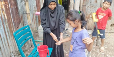 Rabeya and Sumona participated in the handwashing day program