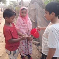 Raisa and Isa participated in the handwashing day program