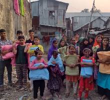 Kids in Mohakhali received the blankets